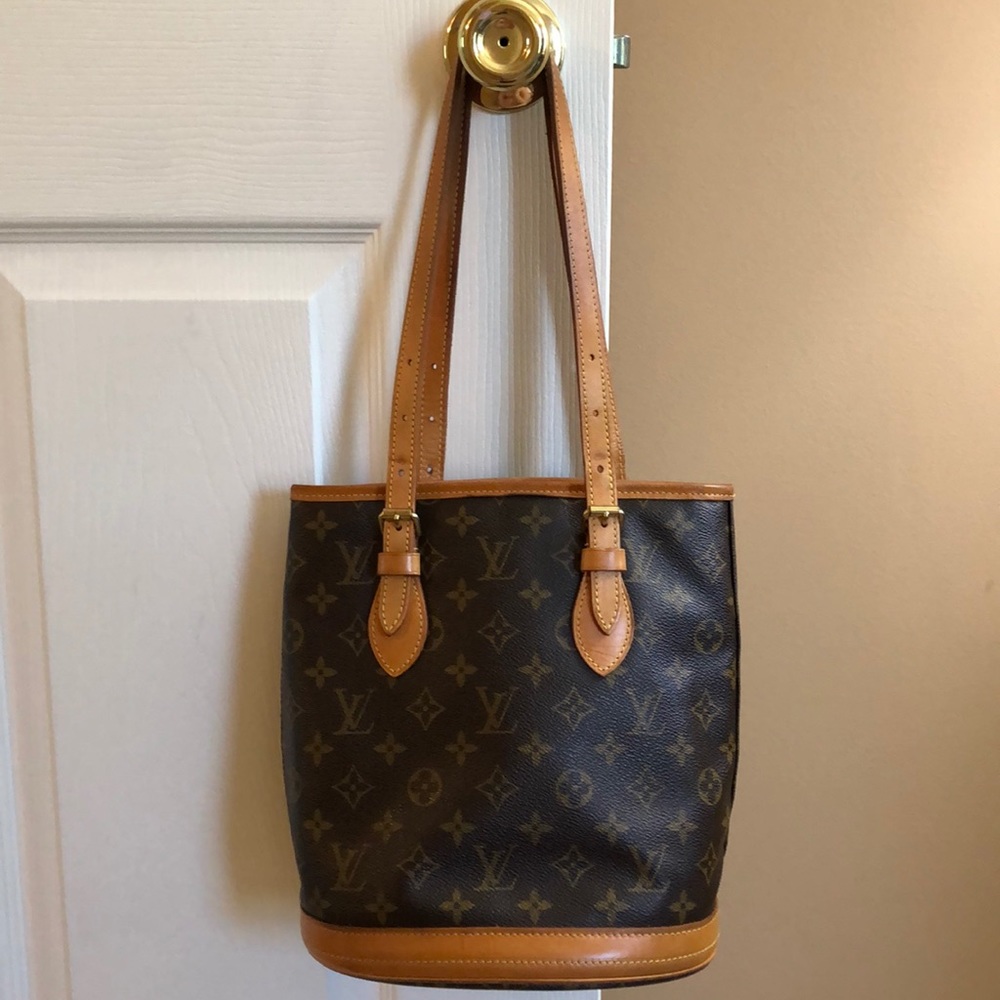 Louis Vuitton Monogram PM Bucket Shoulder Bag
